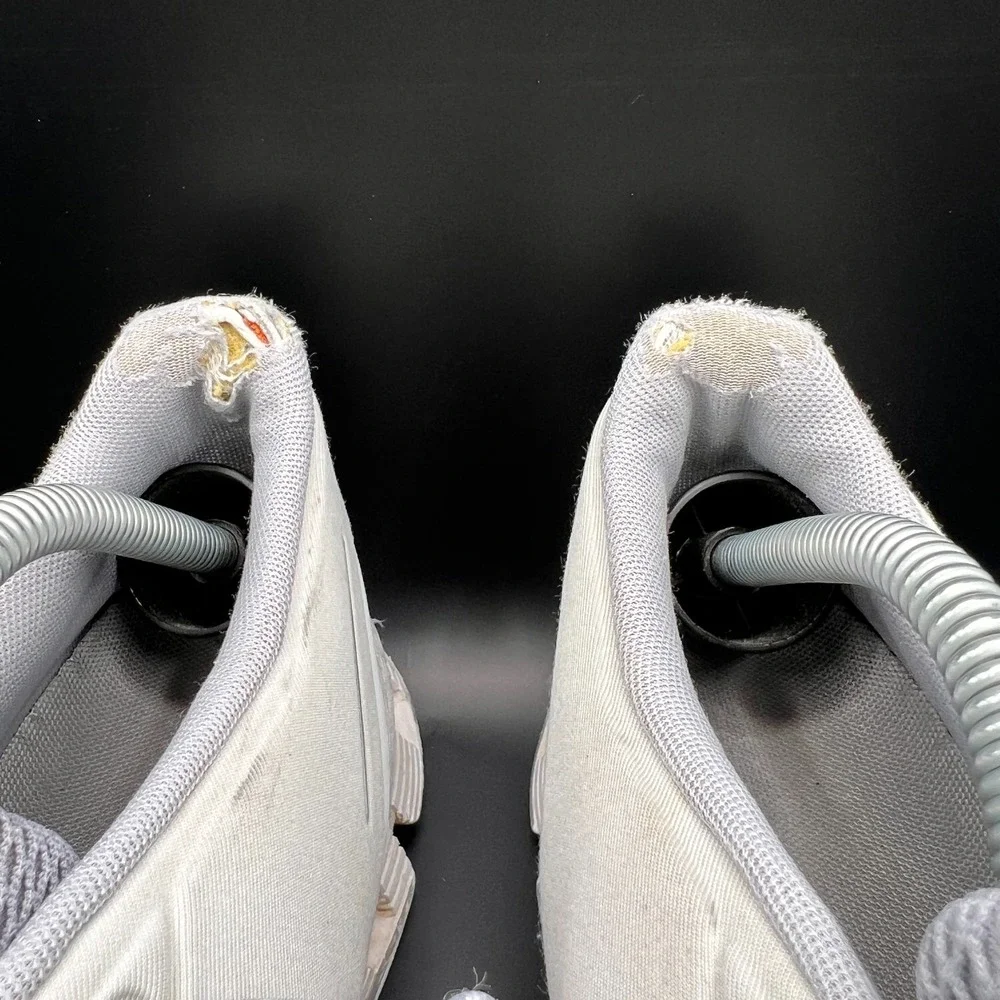 On Cloud 19-99194 Womens 11 Running Shoes Glacier White‎ Mesh Athletic Sneaker